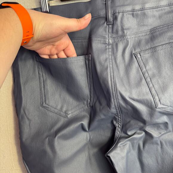 Time and Tru Women's Pants Size XL 16 18 Gray Faux Leather NWOT Leggings - Picture 5 of 11